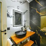 Mon Ami Boutique Shkodër