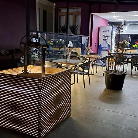 Mon Ami Boutique Отель Шкодер