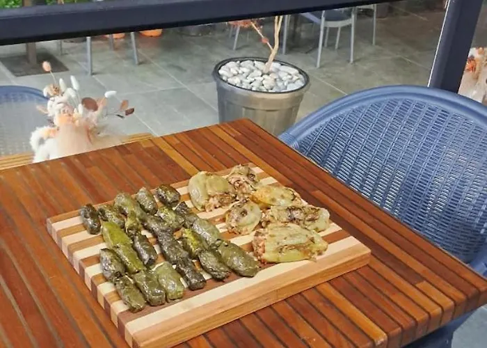 Mon Ami Boutique * Шкодер